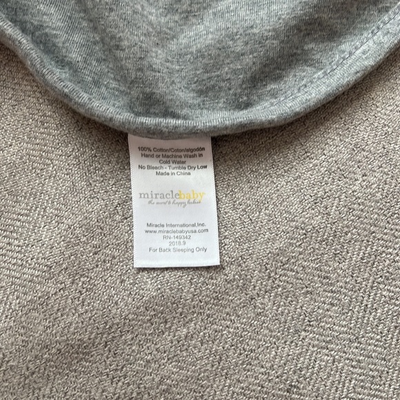 MIRACLE BABY WRAP - Picture 2 of 3